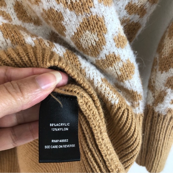 TORRID DROP SHOULDER SWEATER - POPCORN LEOPARD SIZE 1 DROP SHOULDER 15881782 - Picture 5 of 10